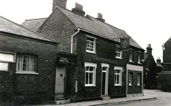 The Eight Bells about 1960 [WB/Flow4/5/Lu/EB2]